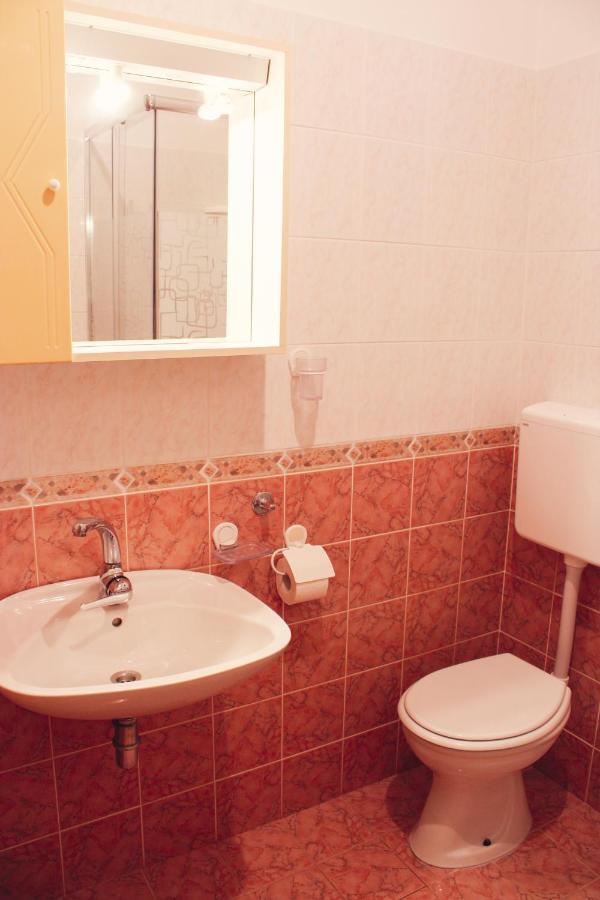 Villa Valf Posedarje Εξωτερικό φωτογραφία