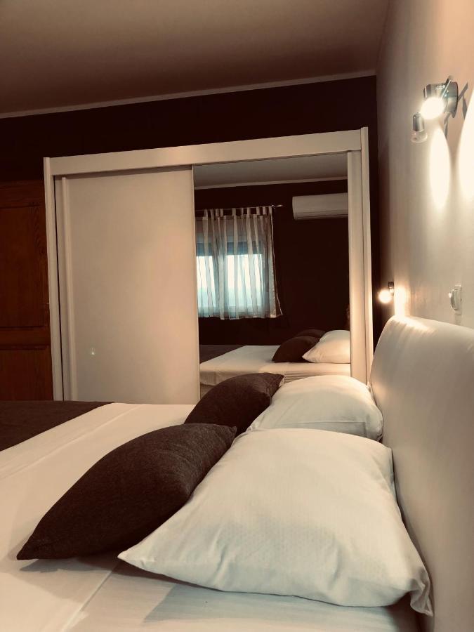 Villa Valf Posedarje Εξωτερικό φωτογραφία